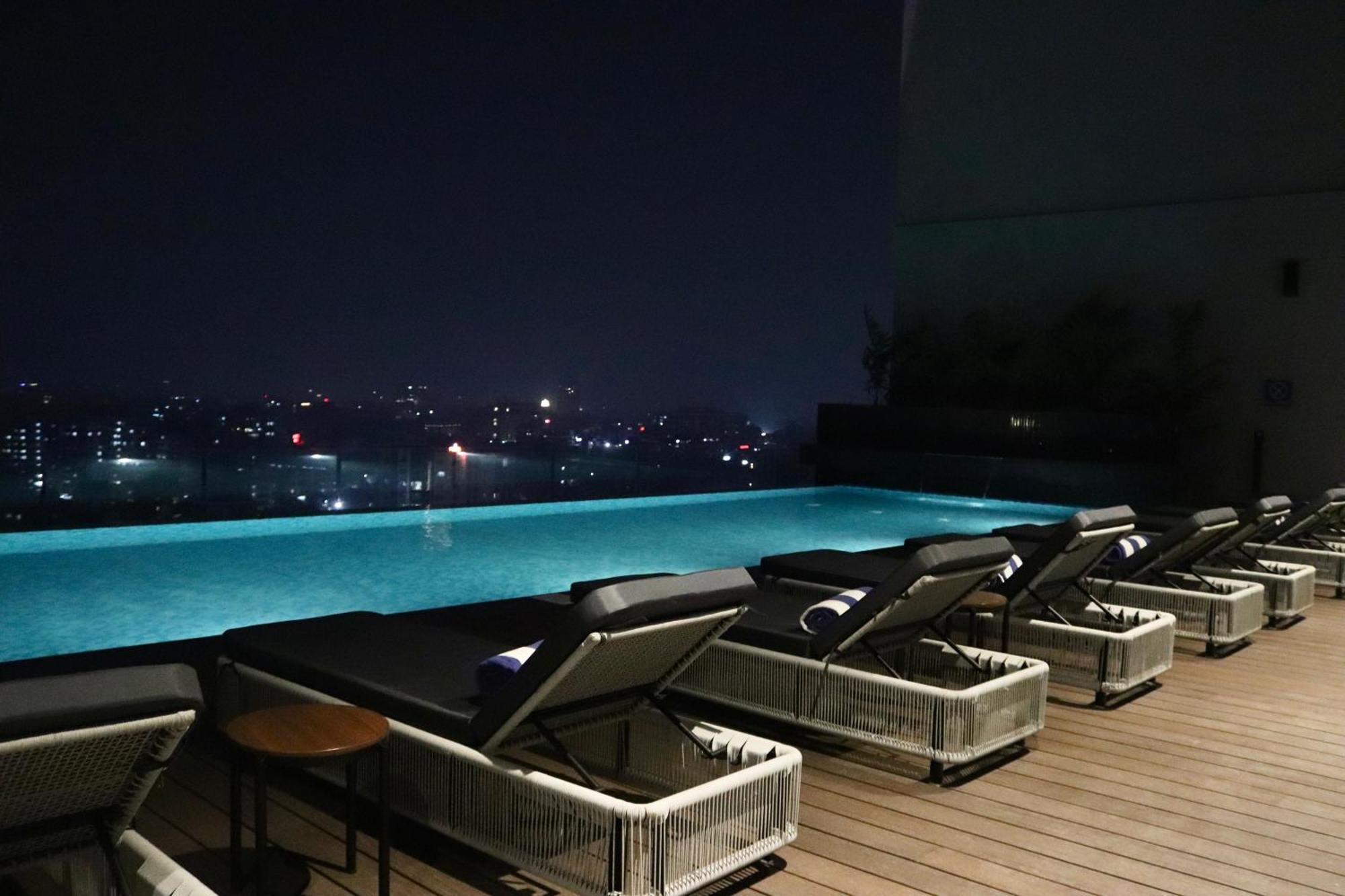 Four Points By Sheraton Nashik Εξωτερικό φωτογραφία